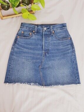 Premium LEVIS Denim Ribcage Fringe Western Style Mini Skirt Cut Offs